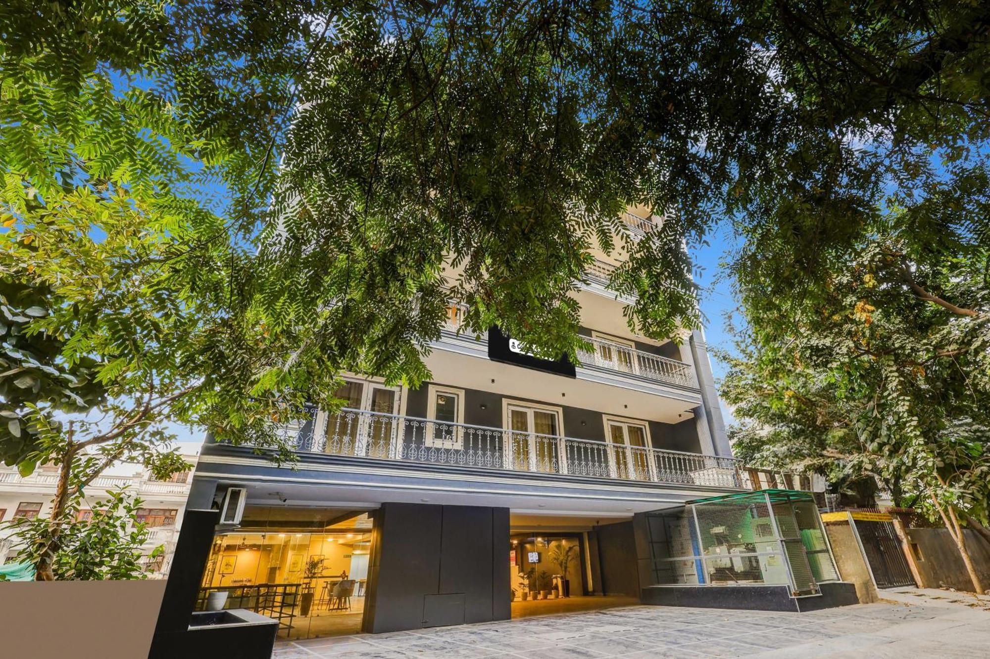 Hotel Super Townhouse Oak Udyog Vihar Gurgaon Exterior foto